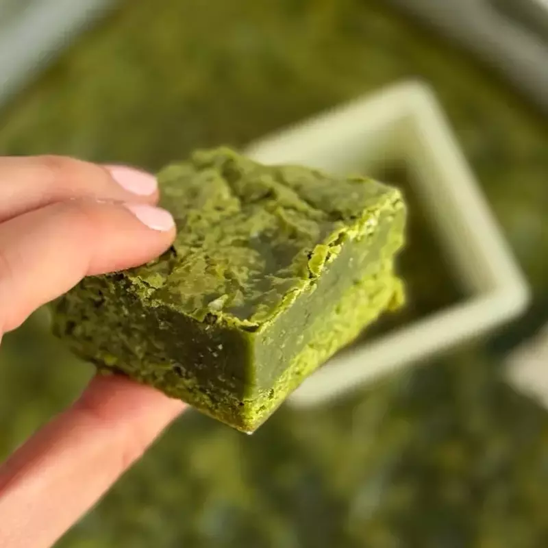 MATCHA BROWNIE