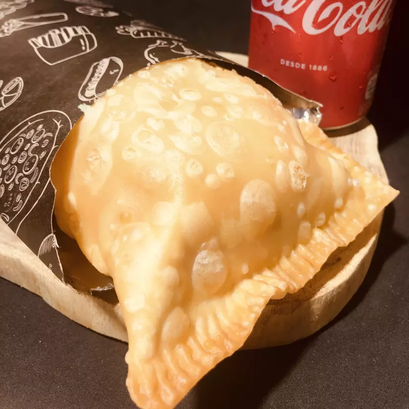 Calabresa, bacon, orégano e requeij