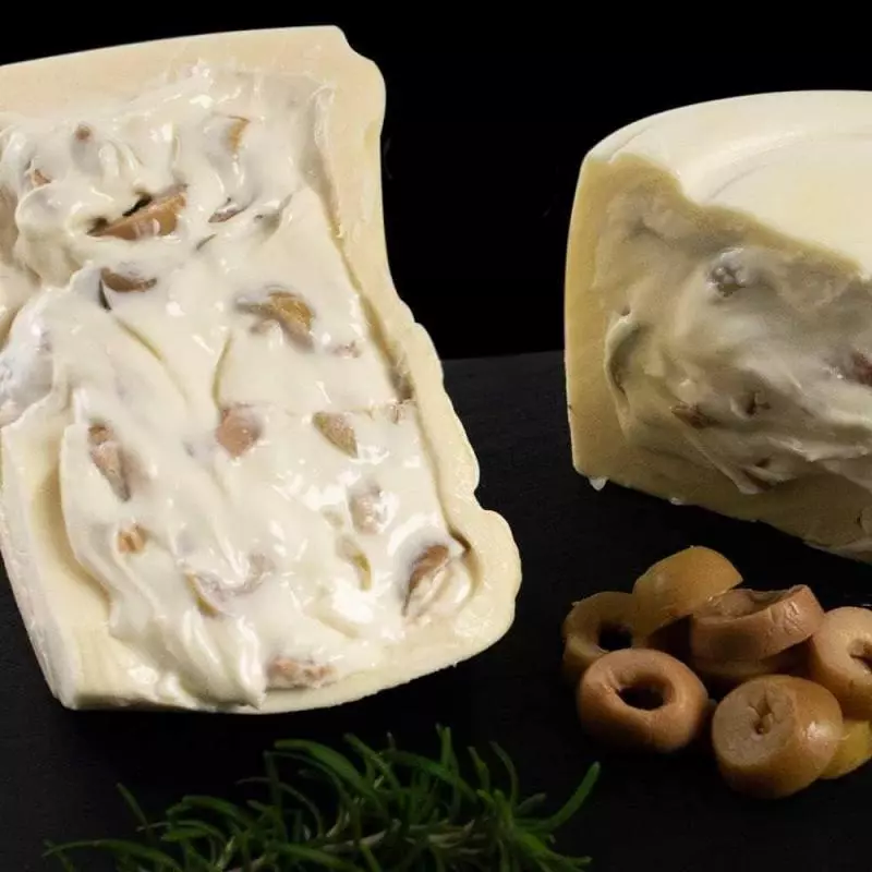 Queijo Trufado Azeitona 700g