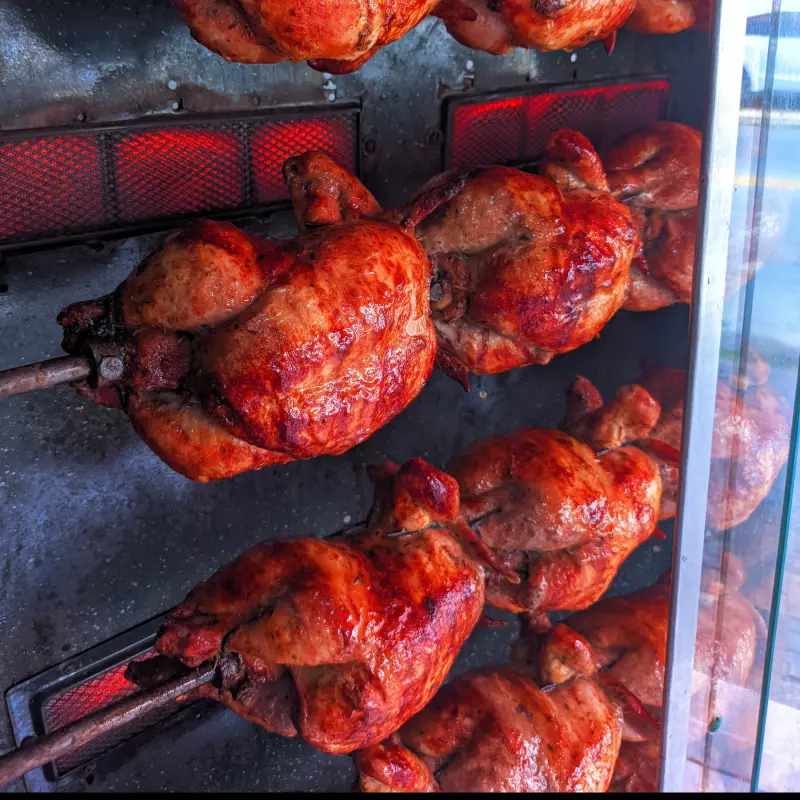 FRANGO ASSADO a partir de 12: HRS