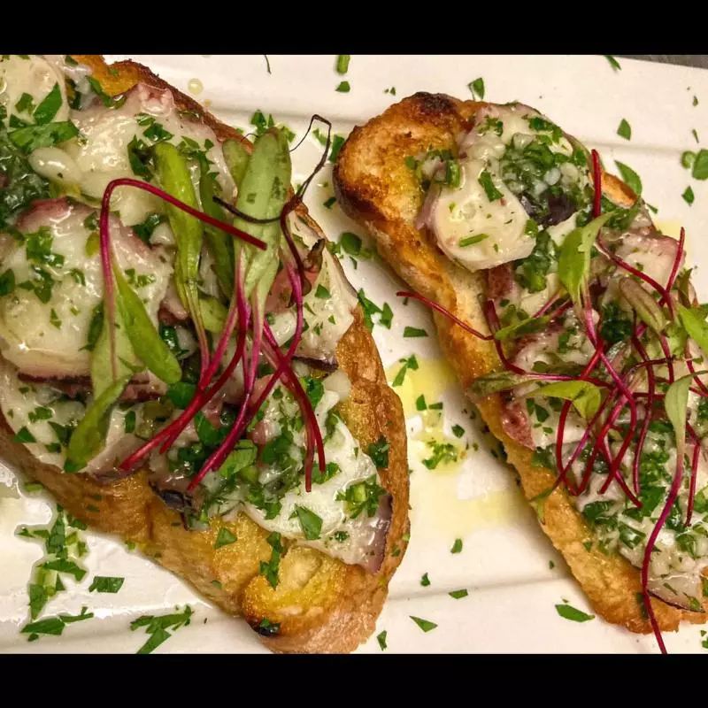 Bruschetta de Polvo - 2 un.