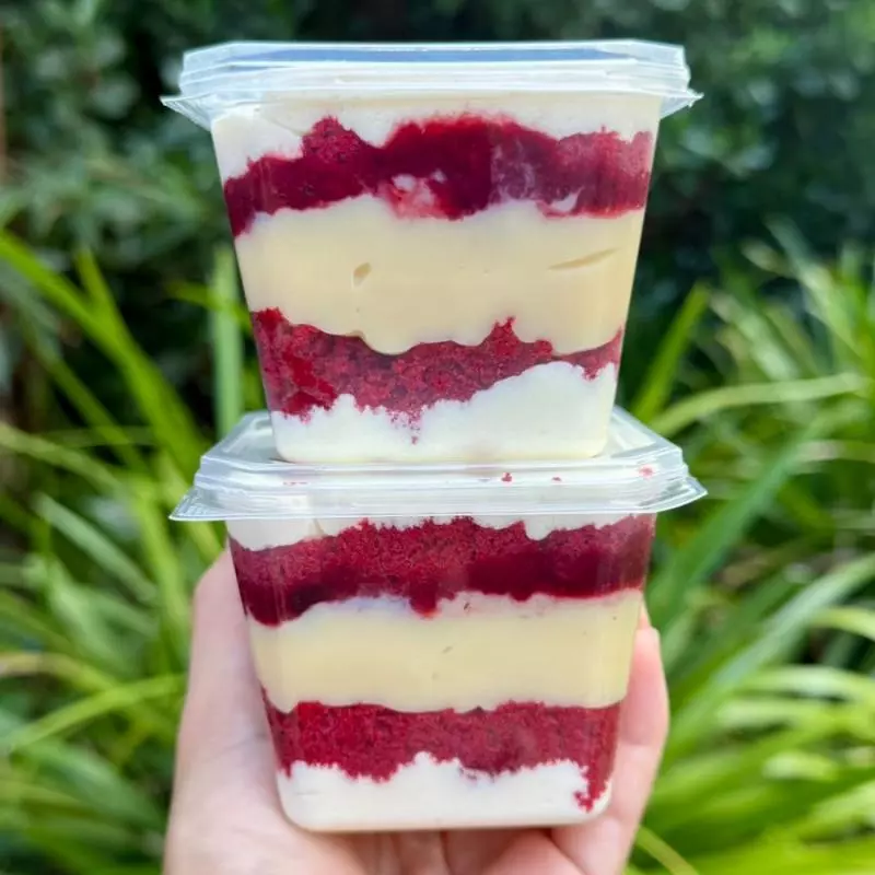 BOLO NO POTE RED VELVET