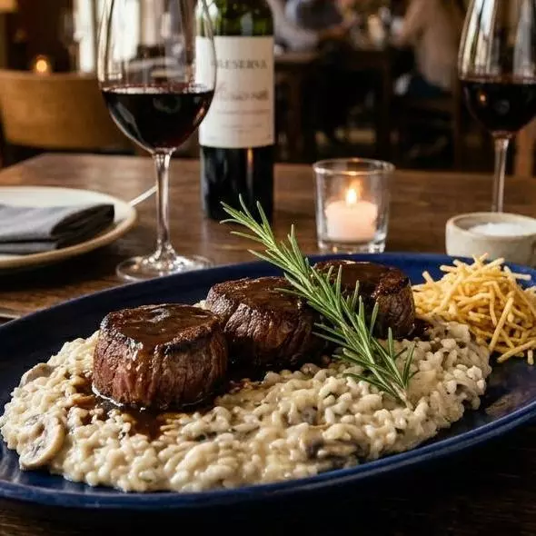 FILÉ MIGNON COM ARROZ Á PIAMONTESE