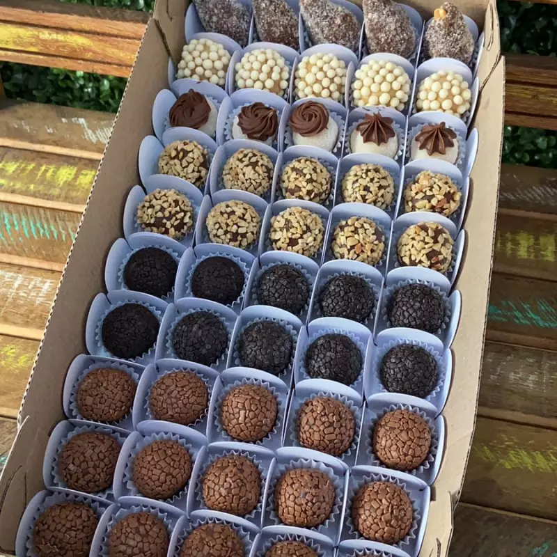 Brigadeiros Cento