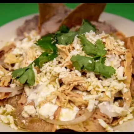 Chilaquiles porción mini