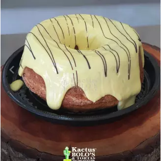 BOLO COM CALDA (MARACUJÁ OU LIMÃO)