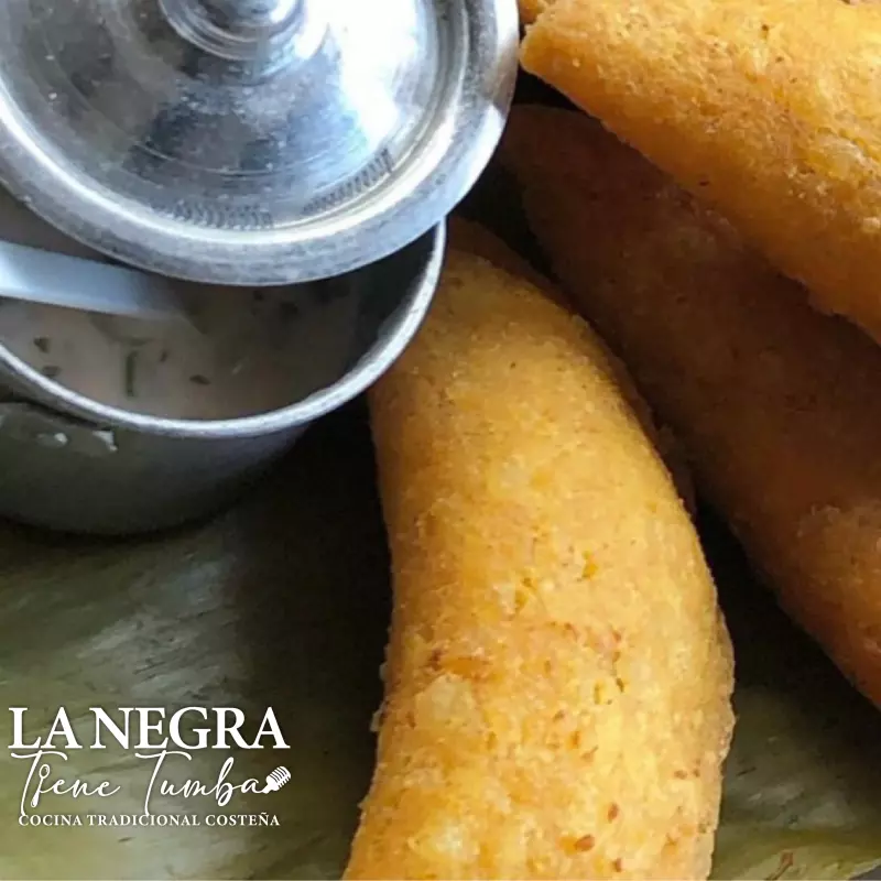 EMPANADA  DE CARNE x 2