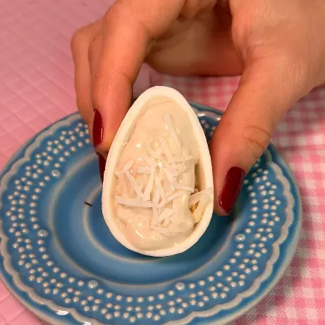 Ovinho Bolo de Coco L. carb(S Leite)