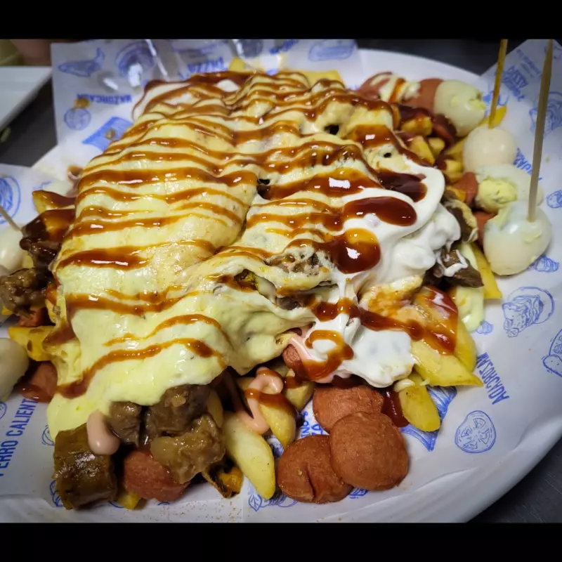 Salchipapa Familiar