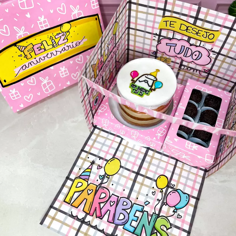 Caixa Rosa “Parabéns”