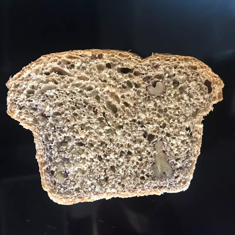 Pan de banano y nueces masa madre
