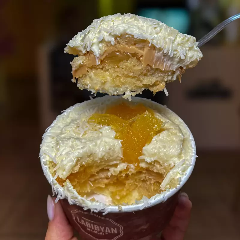 Bolo doce de leite e abacaxi 250ml