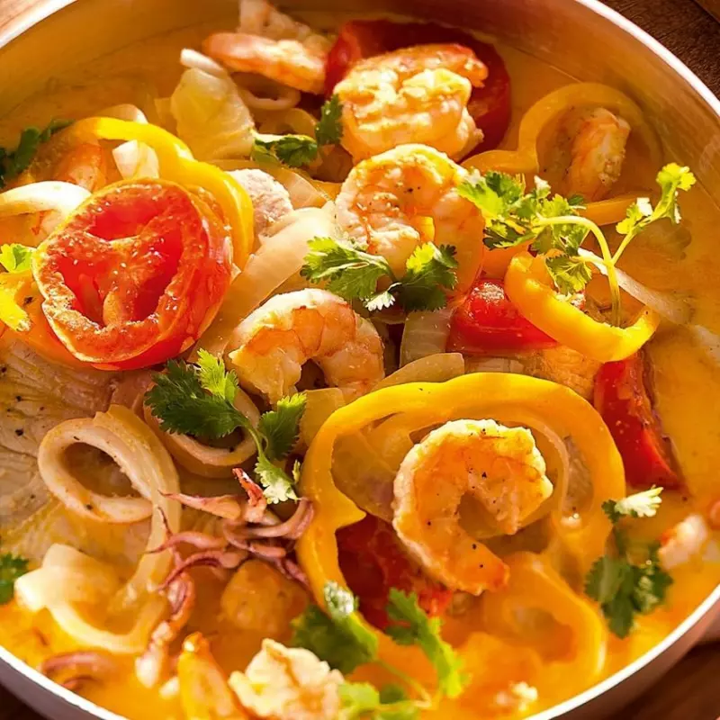 Moqueca de pirarucu com camarão