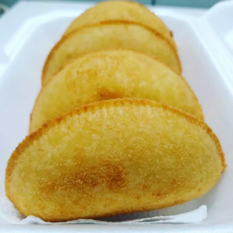 RISSOLES DE CARNE
