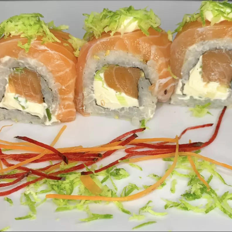 Uramaki Salmão Lemon (5 peças)