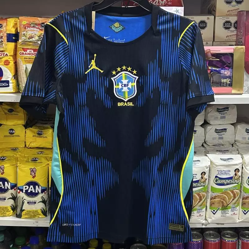 Camiseta Brasil Visitante BORDADA
