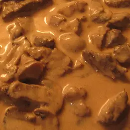 Strogonoff frango ou carne Kg