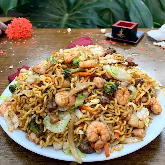 Yakisoba especial p/2