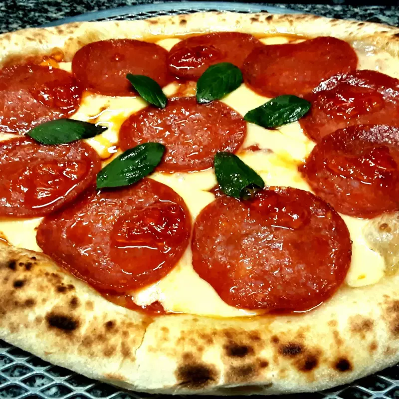 PEPPERONI COM PIMENTA DEDO MOÇA