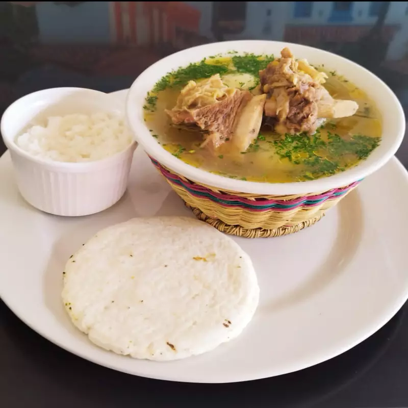 Caldo de Costilla