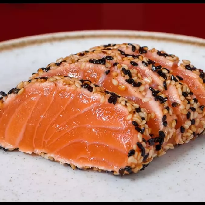 66. Roast Beef De Salmão 6 peças