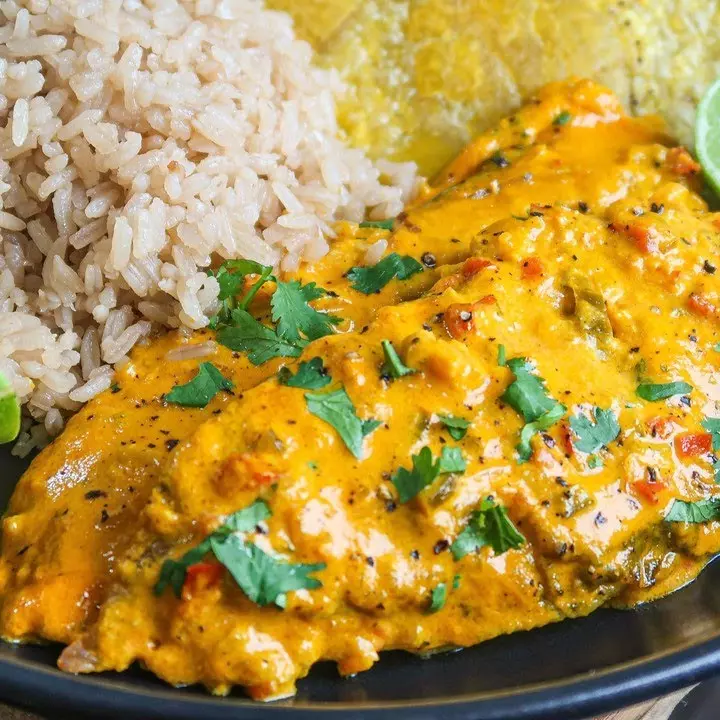 Filete Pescado en Salsa Marinera