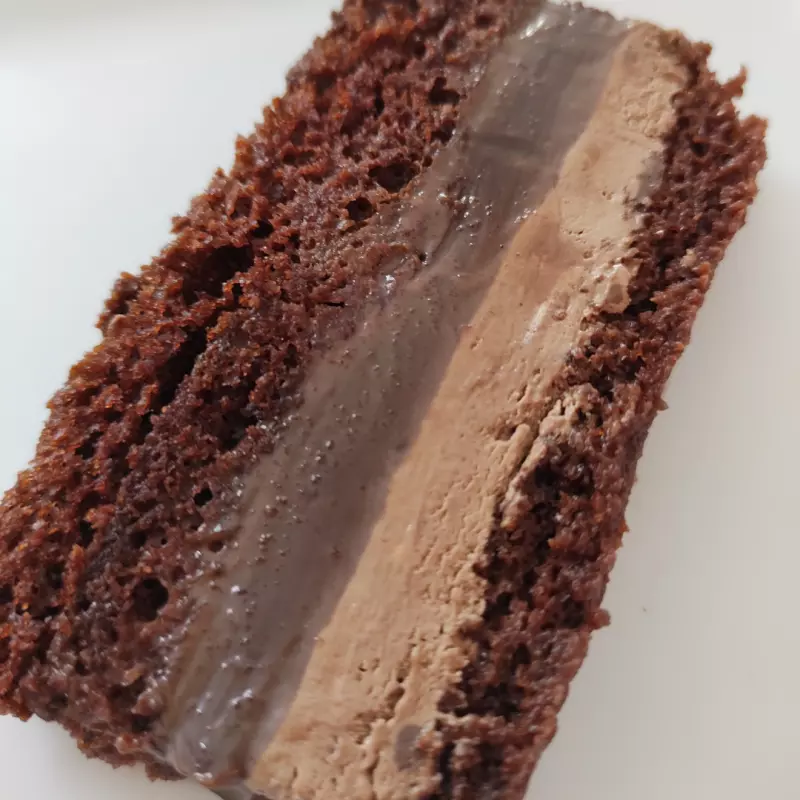 Bolo gelado de brigadeiro