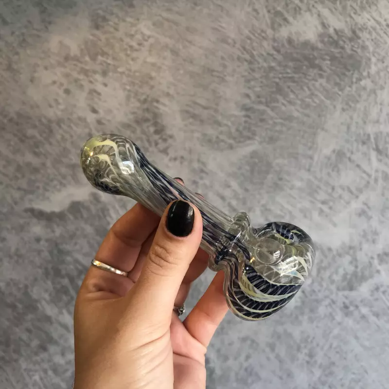 Pipe Spoon inside Squadafum azul