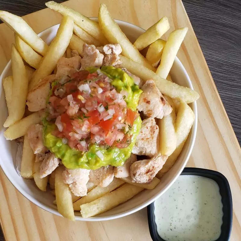 Superpapas (carne o pollo)