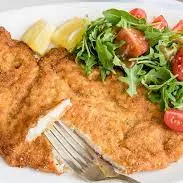 PECHUGA EMPANIZADA O ASADA