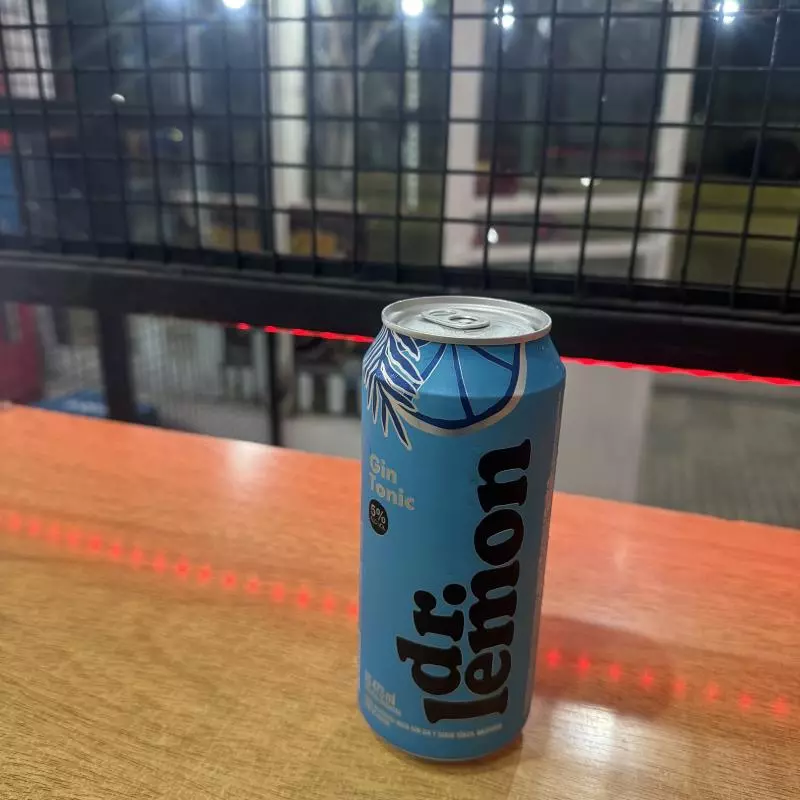 Dr Lemon Gin tonic Lata