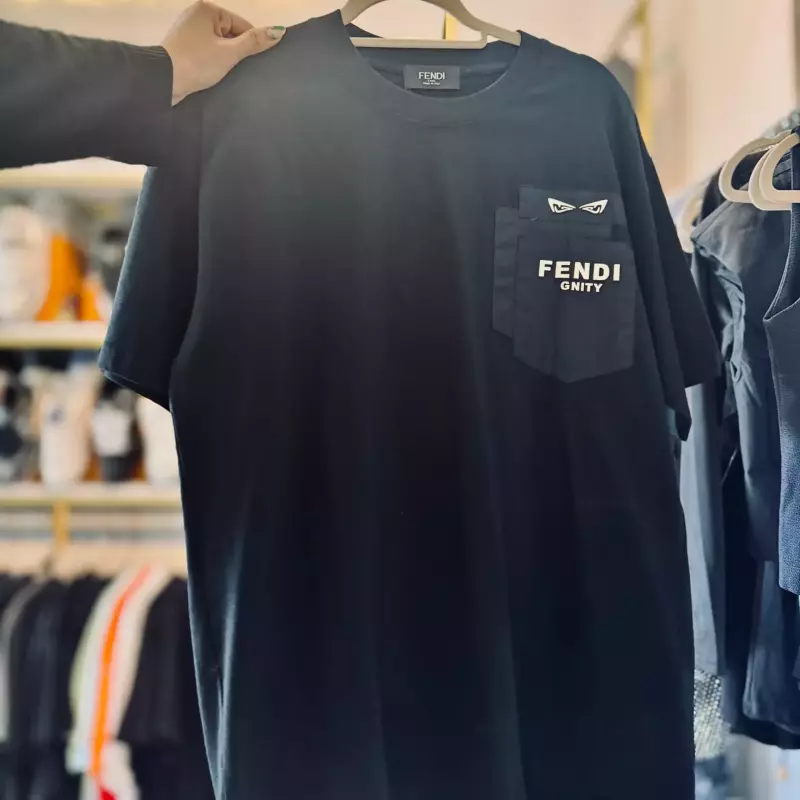 CAMISETA FENDI