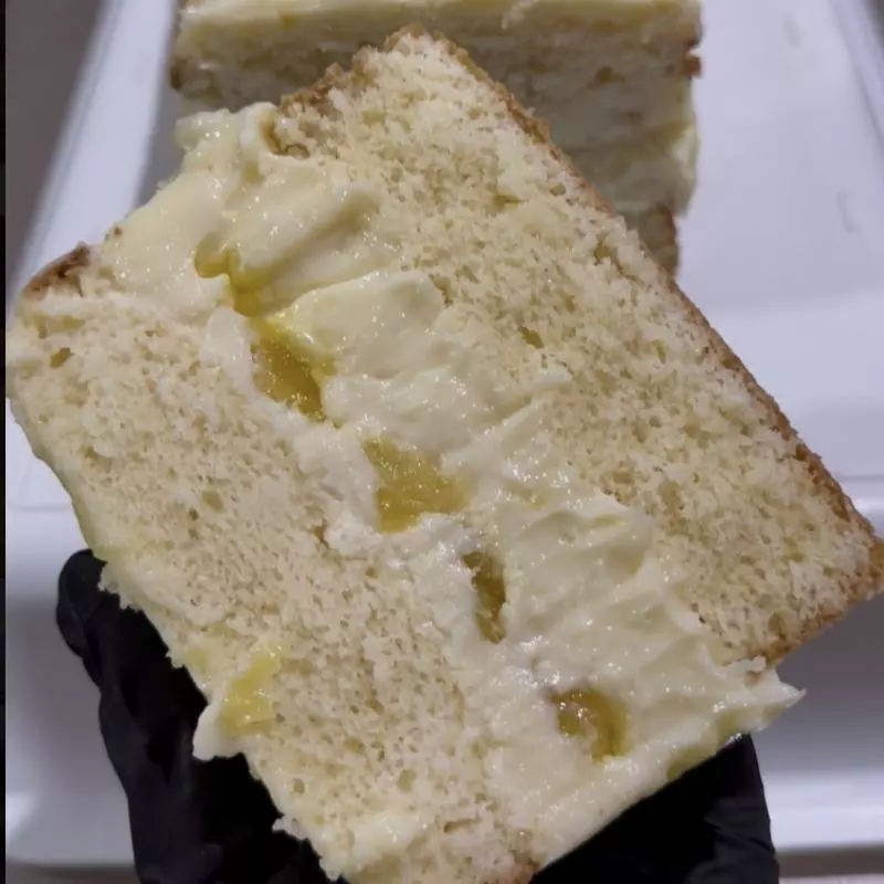 Bolo gelado abacaxi com cocada