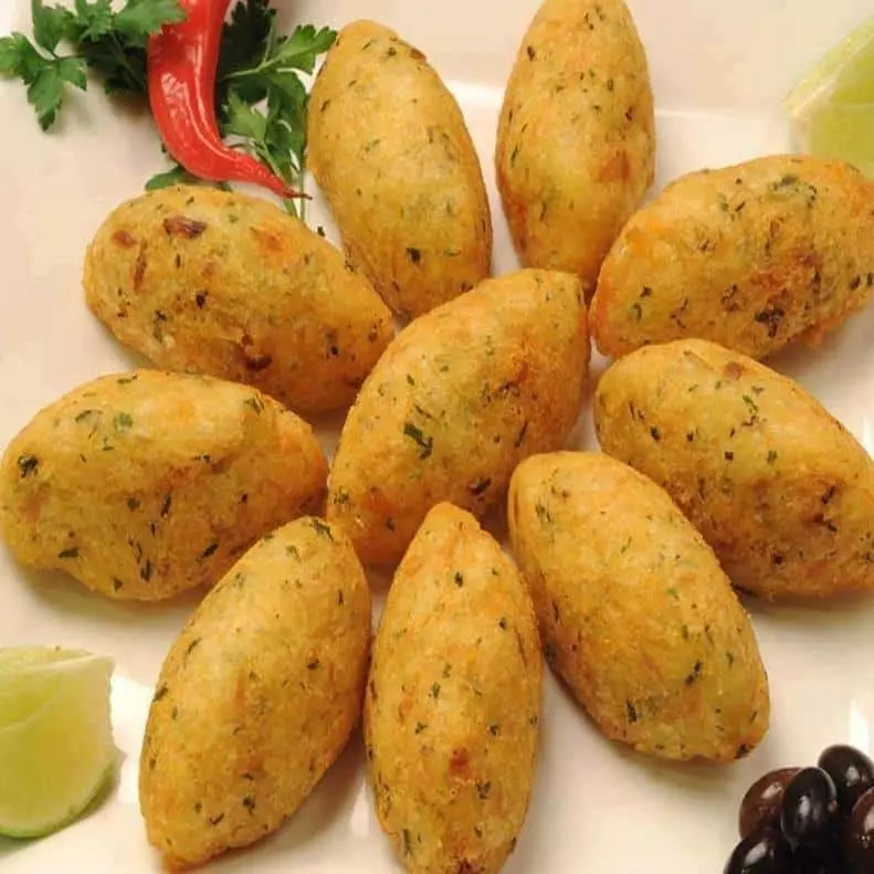 Bolinhos de bacalhau (ALMOÇO)