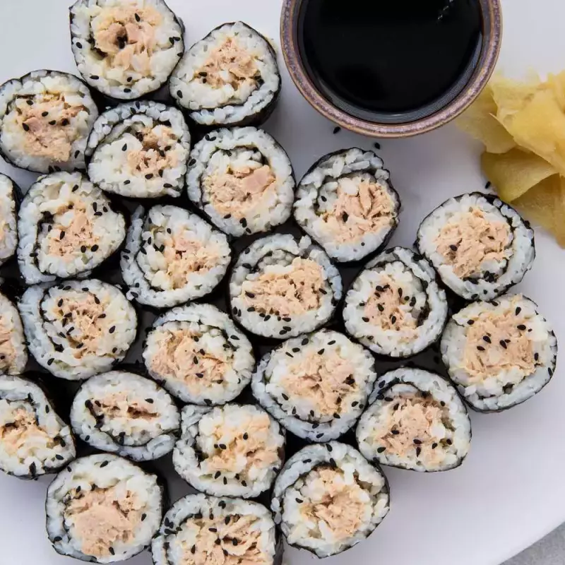 TUNA ROLL
