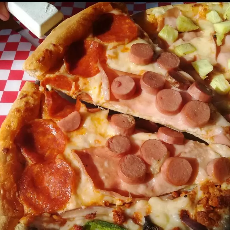 2 PIZZAS FAM. 40 CM = 350.00