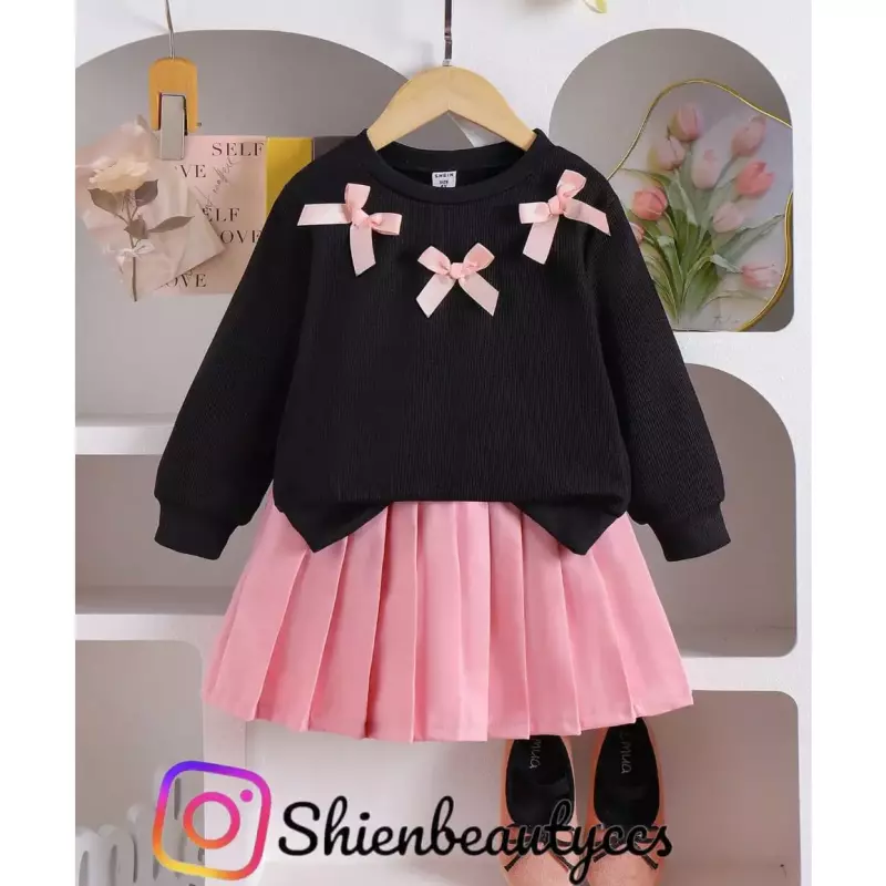 Falda y sueter de Lazos