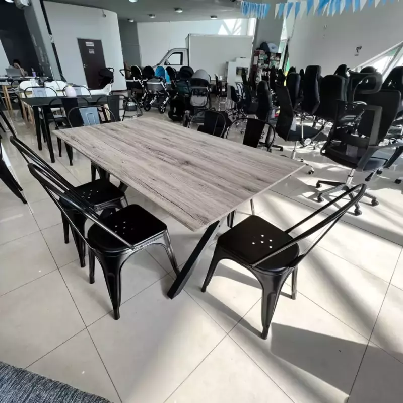 Mesa industrial 160*90+6 Tolix negra