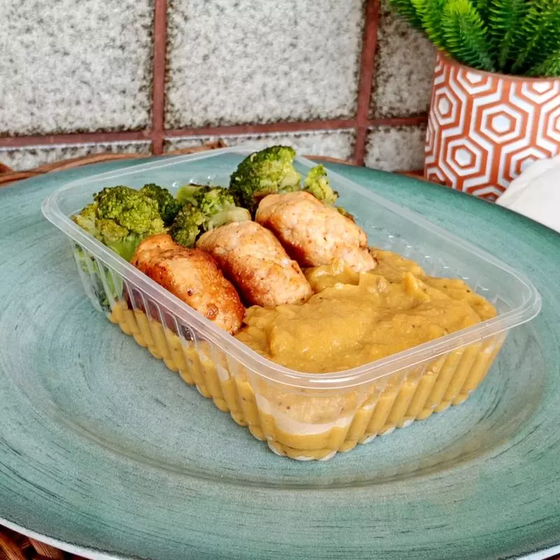 Mini Burguer de Frango c purê banana