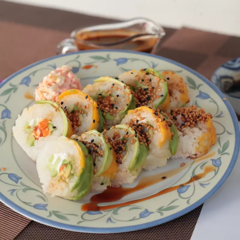 Sushi Mango-Aguacate Vegano