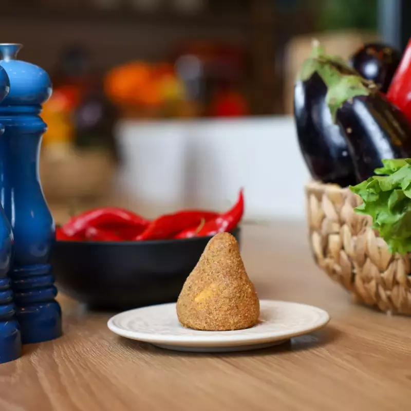 Coxinha de frango proteica 100g
