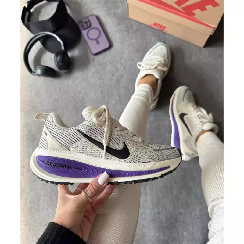 NIKE SOFT BRANCO/ UVA