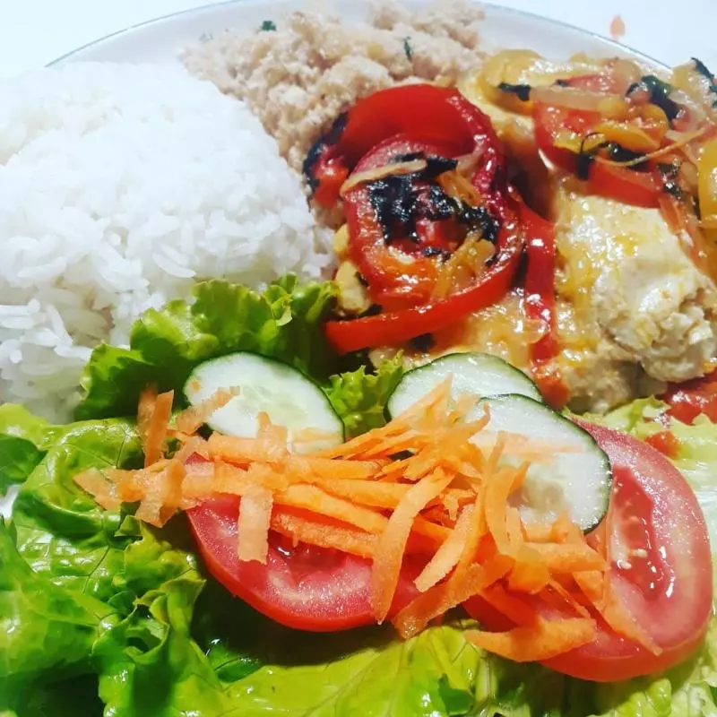 MOQUECA DE CAÇÃO