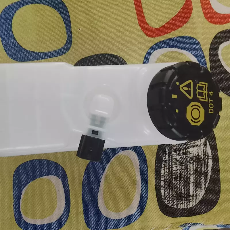 Depósito líquido freno con sensor