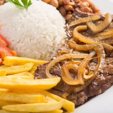 Ala minuta acebolado