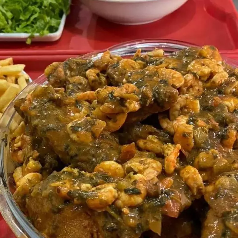 Corvina ao Molho de Camarão P1