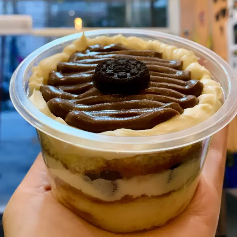 Bolo de pote Oreo