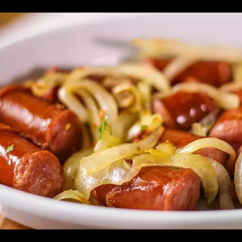 Linguiça Acebolada
