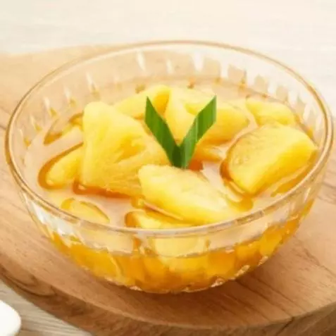 Piña en almíbar casera