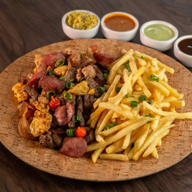 Mistão de Carnes.